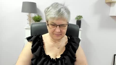 I R I S online show from 28, 5, 2026