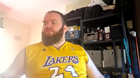 twitter theirishman205 online show from 19, 10, 2025