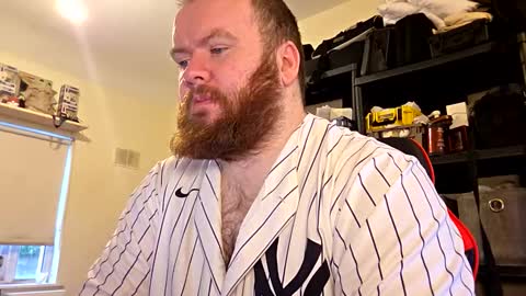 twitter theirishman205 online show from 14, 12, 2025