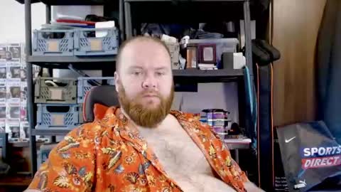 Snapshot of irishdaddy24 chatting on 27, 6, 2026 twitter theirishman205 online show from 27, 6, 2026