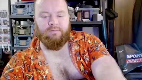 Snapshot of irishdaddy24 chatting on 27, 6, 2026 twitter theirishman205 online show from 27, 6, 2026
