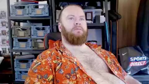 Snapshot of irishdaddy24 chatting on 29, 6, 2026 twitter theirishman205 online show from 29, 6, 2026