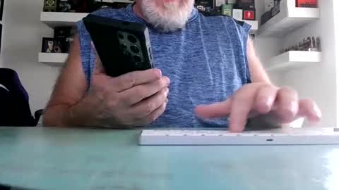 Irishdudelove online show from 13, 2, 2025