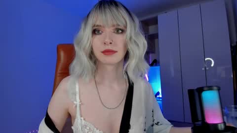 Snapshot of irisice chatting on 9, 6, 2026 Miss Iris Fansly Miss Iris new inst. online show from 9, 6, 2026