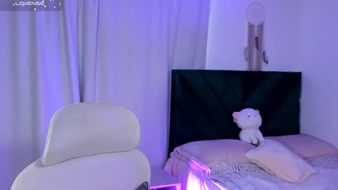 Snapshot of irismoira chatting on 28, 4, 2026 Iris Moira online show from 28, 4, 2026