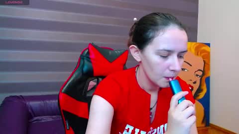 Snapshot of irisnichols chatting on 5, 11, 2025 Iris online show from 5, 11, 2025