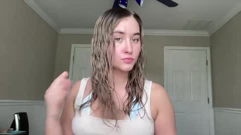 Snapshot of irispink1 chatting on 17, 5, 2026 Irispink1 online show from 17, 5, 2026