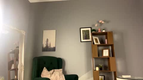 Snapshot of irisreynolds chatting on 25, 1, 2025 Maria online show from 25, 1, 2025