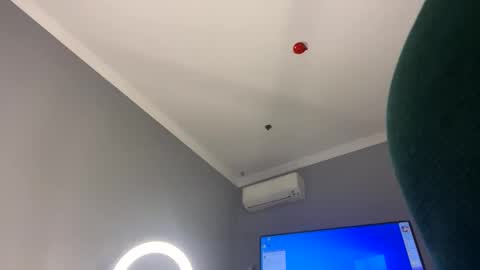 Snapshot of irisreynolds chatting on 30, 1, 2025 Maria online show from 30, 1, 2025