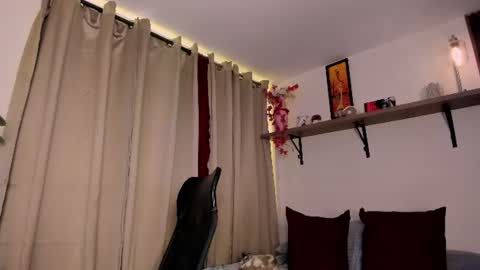 Snapshot of iriss_1 chatting on 28, 7, 2026 Iriss online show from 28, 7, 2026