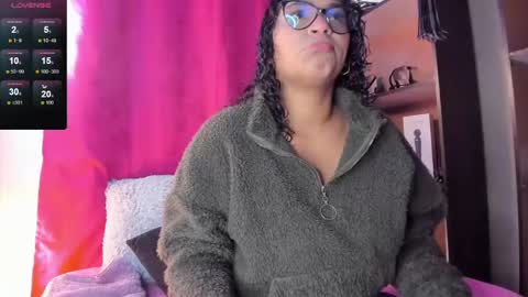 Snapshot of iriss_25 chatting on 7, 1, 2025 iris online show from 7, 1, 2025