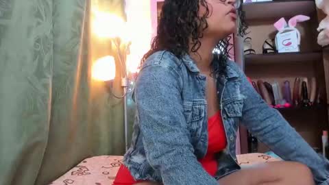 Snapshot of iriss_25 chatting on 15, 2, 2025 iris online show from 15, 2, 2025