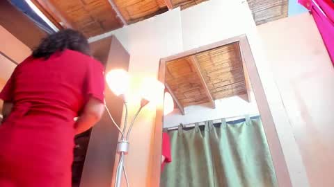 Snapshot of iriss_25 chatting on 12, 3, 2025 iris online show from 12, 3, 2025