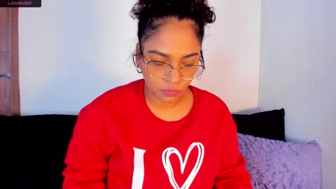 Snapshot of iriss_25 chatting on 2, 10, 2025 iris online show from 2, 10, 2025