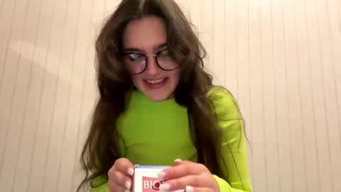 Snapshot of irisss31 chatting on 3, 3, 2025 irisss31 online show from 3, 3, 2025