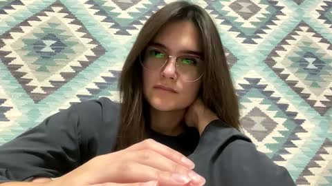 Snapshot of irisss31 chatting on 3, 11, 2025 irisss31 online show from 3, 11, 2025