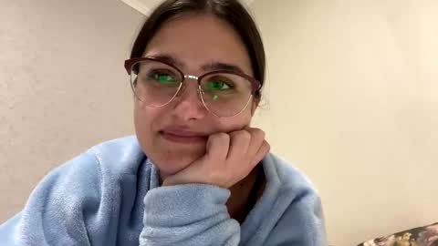 Snapshot of irisss31 chatting on 9, 1, 2026 irisss31 online show from 9, 1, 2026