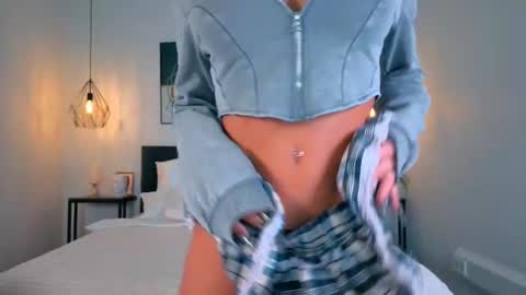 Snapshot of irma_dust chatting on 13, 10, 2025 IRMA FOLLOW ME online show from 13, 10, 2025