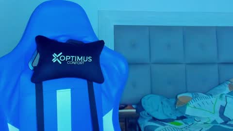 Iron online show from 25, 1, 2025