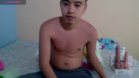 Snapshot of irondante01 chatting on 1, 6, 2026 irondante01 online show from 1, 6, 2026