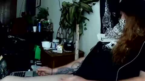 Snapshot of ironfoxx064 chatting on 19, 10, 2025 ironfoxx064 online show from 19, 10, 2025