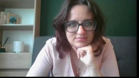 Snapshot of irresistibleparis chatting on 21, 5, 2026 Paris online show from 21, 5, 2026