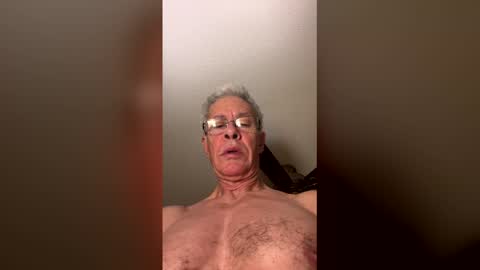 irrintzi60 online show from 5, 2, 2026