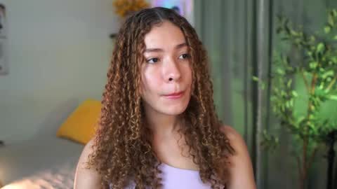 Snapshot of isa_____ chatting on 10, 11, 2025 isa_____ online show from 10, 11, 2025