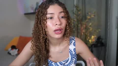 Snapshot of isa_____ chatting on 16, 11, 2025 isa_____ online show from 16, 11, 2025