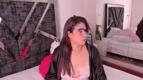 Snapshot of isa_jonness_ chatting on 16, 2, 2026 oIssaJonneso online show from 16, 2, 2026