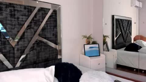 Snapshot of isa_jonness_ chatting on 21, 2, 2026 oIssaJonneso online show from 21, 2, 2026