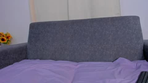 Isabella online show from 5, 2, 2025