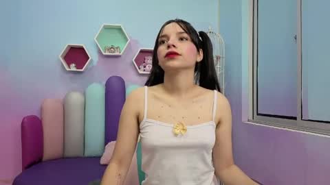 Snapshot of isaa_skinnyy chatting on 8, 6, 2026 Isaa Skinny online show from 8, 6, 2026