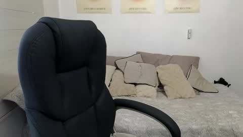 Snapshot of isaac_carter chatting on 20, 4, 2026 Isaac carter online show from 20, 4, 2026