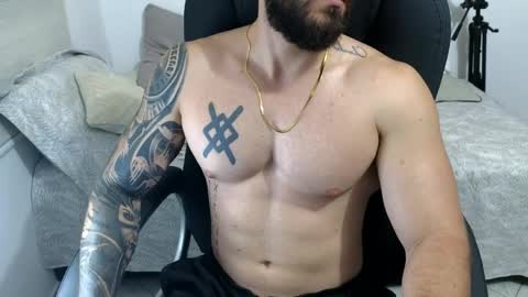 Snapshot of isaac_carter chatting on 5, 5, 2026 Isaac carter online show from 5, 5, 2026