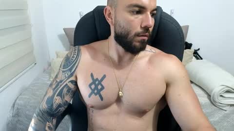 Snapshot of isaac_carter chatting on 19, 5, 2026 Isaac carter online show from 19, 5, 2026