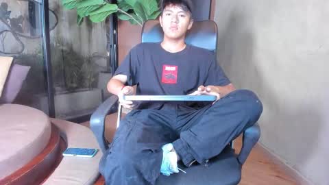 isaac_grimm online show from 2, 2, 2026