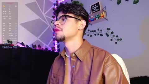 Isaac Saenz. online show from 3, 12, 2024