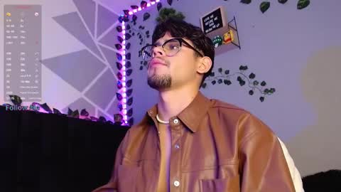 Isaac Saenz. online show from 4, 12, 2024