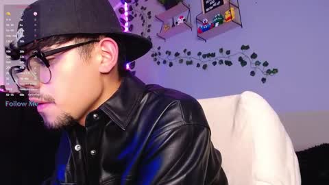 Isaac Saenz. online show from 5, 12, 2024