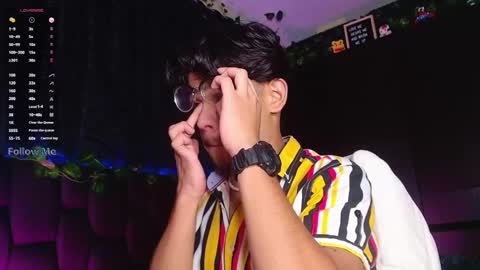 Isaac Saenz. online show from 18, 1, 2025