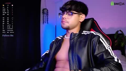 Isaac Saenz. online show from 17, 9, 2025