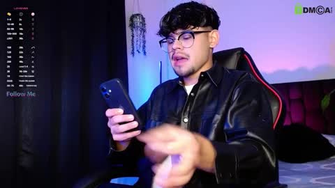 Isaac Saenz. online show from 4, 10, 2025