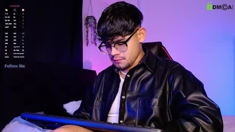 Isaac Saenz. online show from 15, 10, 2025