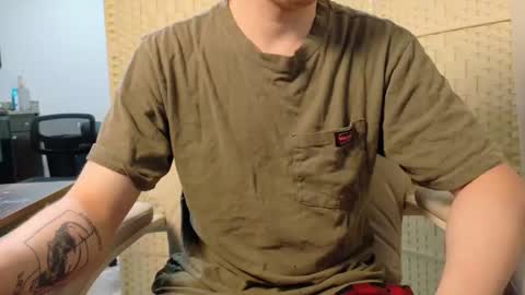 Snapshot of isaac_sheffield chatting on 7, 6, 2026 isaac online show from 7, 6, 2026