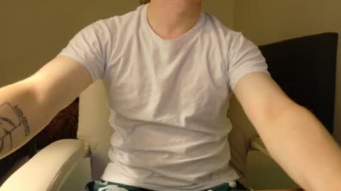 Snapshot of isaac_sheffield chatting on 16, 7, 2026 isaac online show from 16, 7, 2026