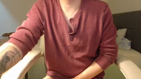 Snapshot of isaac_sheffield chatting on 24, 7, 2026 isaac online show from 24, 7, 2026