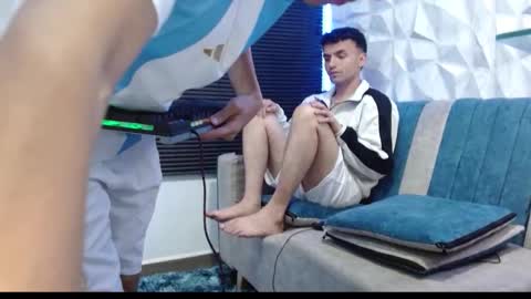 Isaac tan online show from 21, 9, 2025