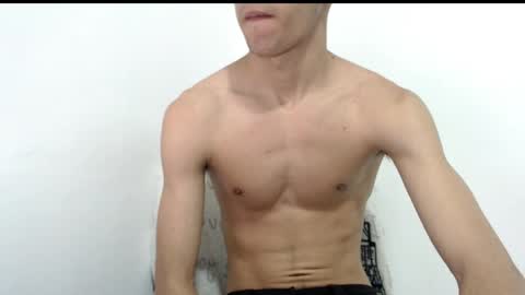 Snapshot of isaaclatino chatting on 26, 3, 2026 isaac online show from 26, 3, 2026