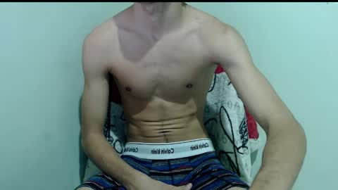 Snapshot of isaaclatino chatting on 13, 4, 2026 isaac online show from 13, 4, 2026
